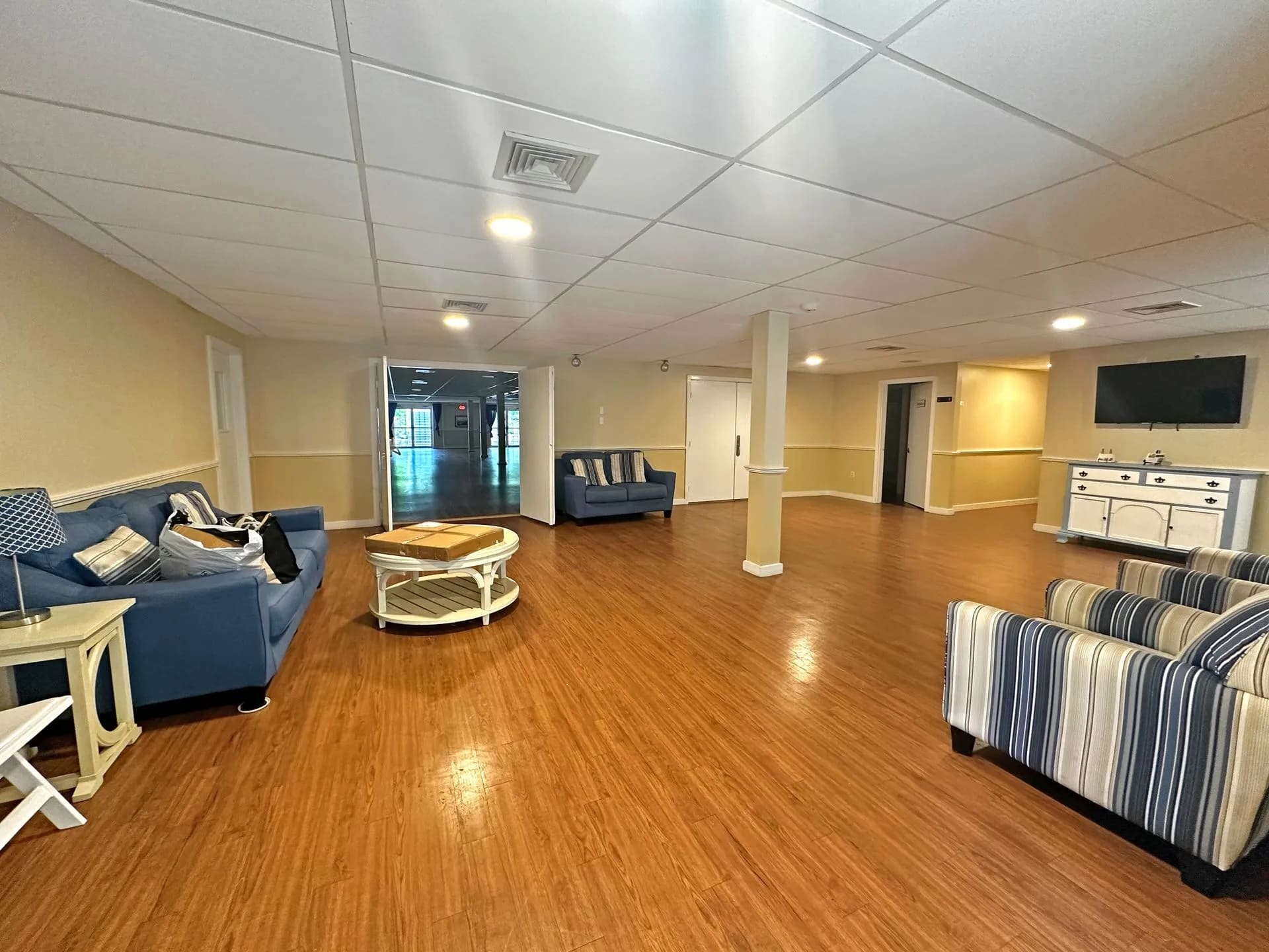 Katama Room event space at The Island Inn — up to 200 guests, Oak Bluffs MA