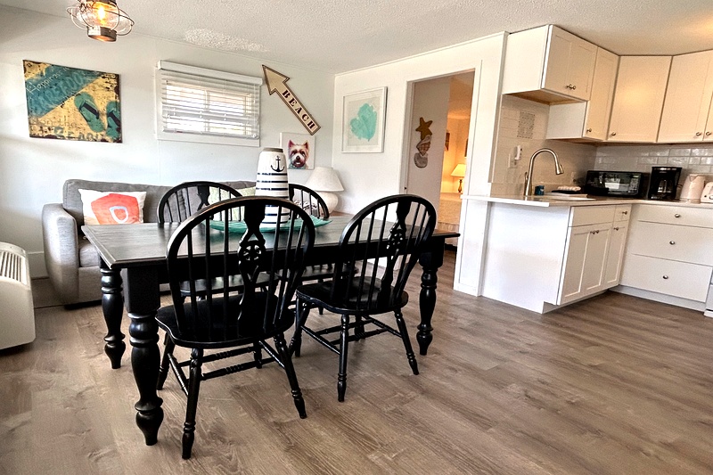 One Bedroom Suite – Unit 16D at The Island Inn on Martha's Vineyard