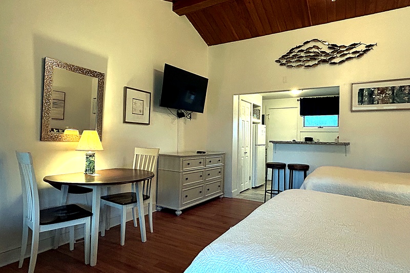 Studio Suite – Unit 23F at The Island Inn on Martha's Vineyard