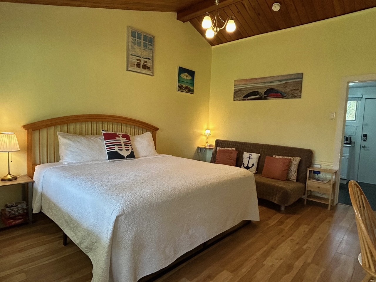 Studio Suite – Unit 24F at The Island Inn on Martha's Vineyard