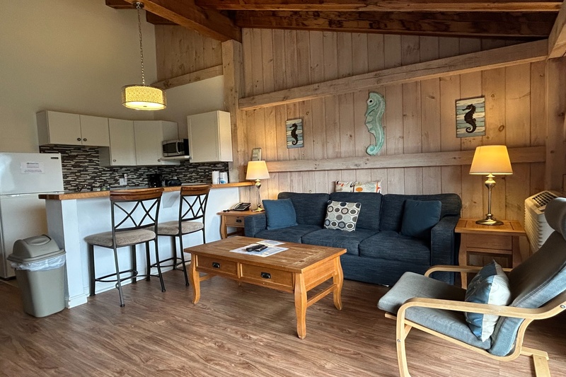 2 Bedroom Townhouse (1.5 Bath) – Unit 40G at The Island Inn on Martha's Vineyard