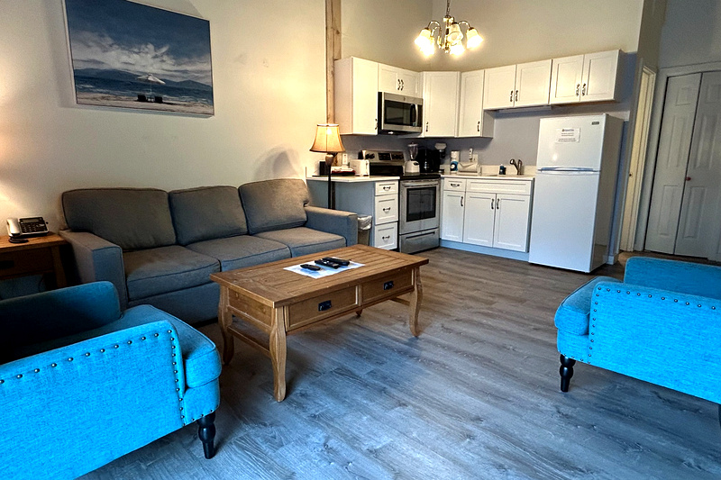 2 Bedroom Townhouse (1.5 Bath) – Unit 45G at The Island Inn on Martha's Vineyard