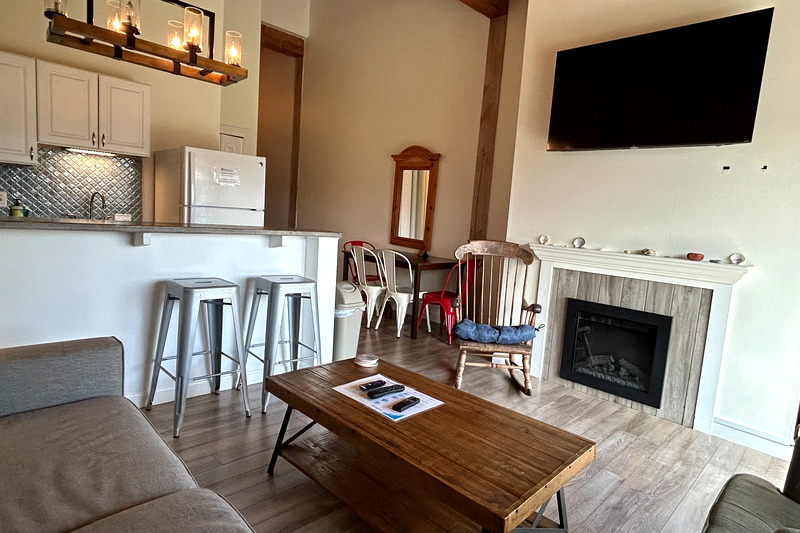 2 Bedroom Townhouse (1.5 Bath) – Unit 46G at The Island Inn on Martha's Vineyard