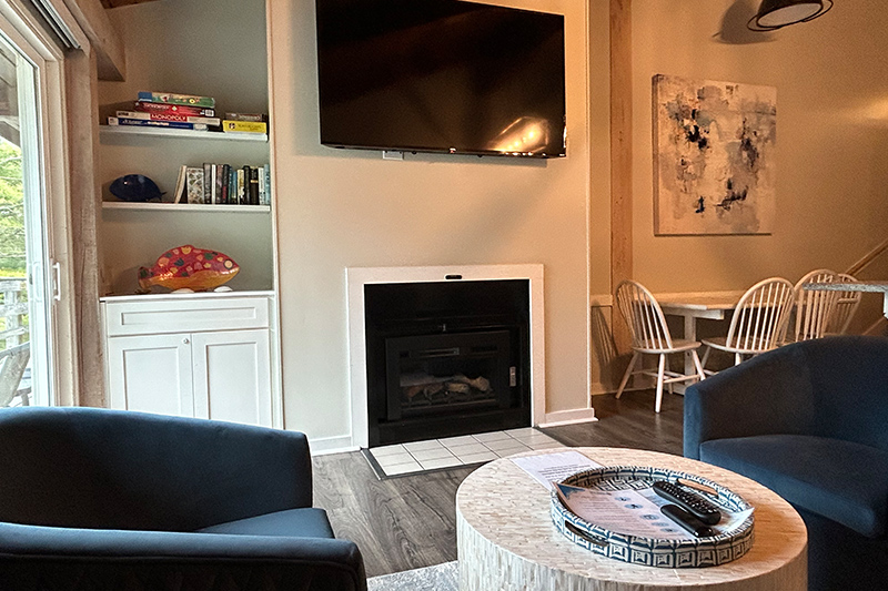 2 Bedroom Townhouse (2 Bath) – Unit 47G at The Island Inn on Martha's Vineyard