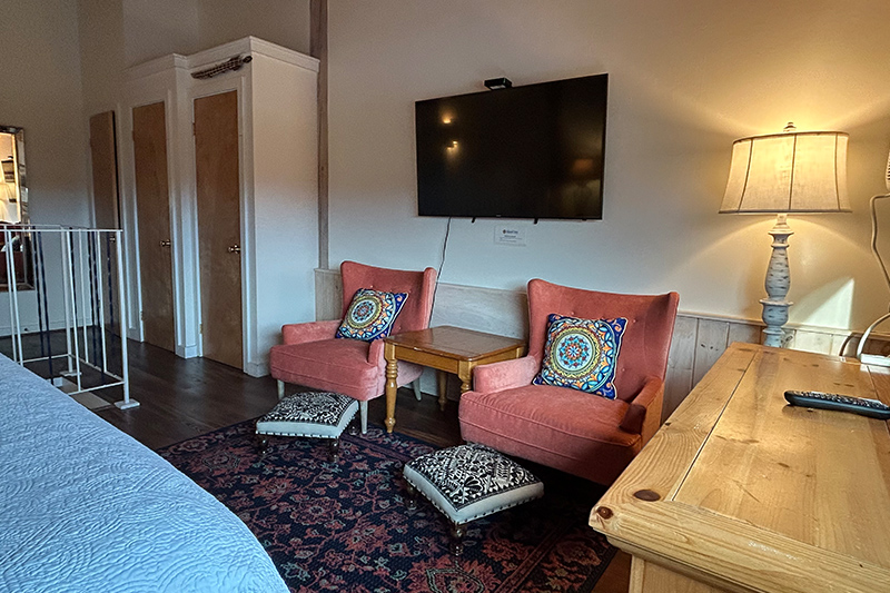 2 Bedroom Townhouse (2 Bath) – Unit 48G at The Island Inn on Martha's Vineyard